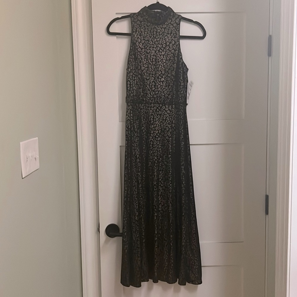 NWT Donna Morgan Metallic Leopard Print High Neck Midi Dress